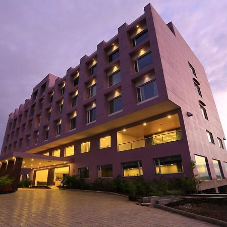 Nandan Kanan Hotel & Resort Sipra Экстерьер фото