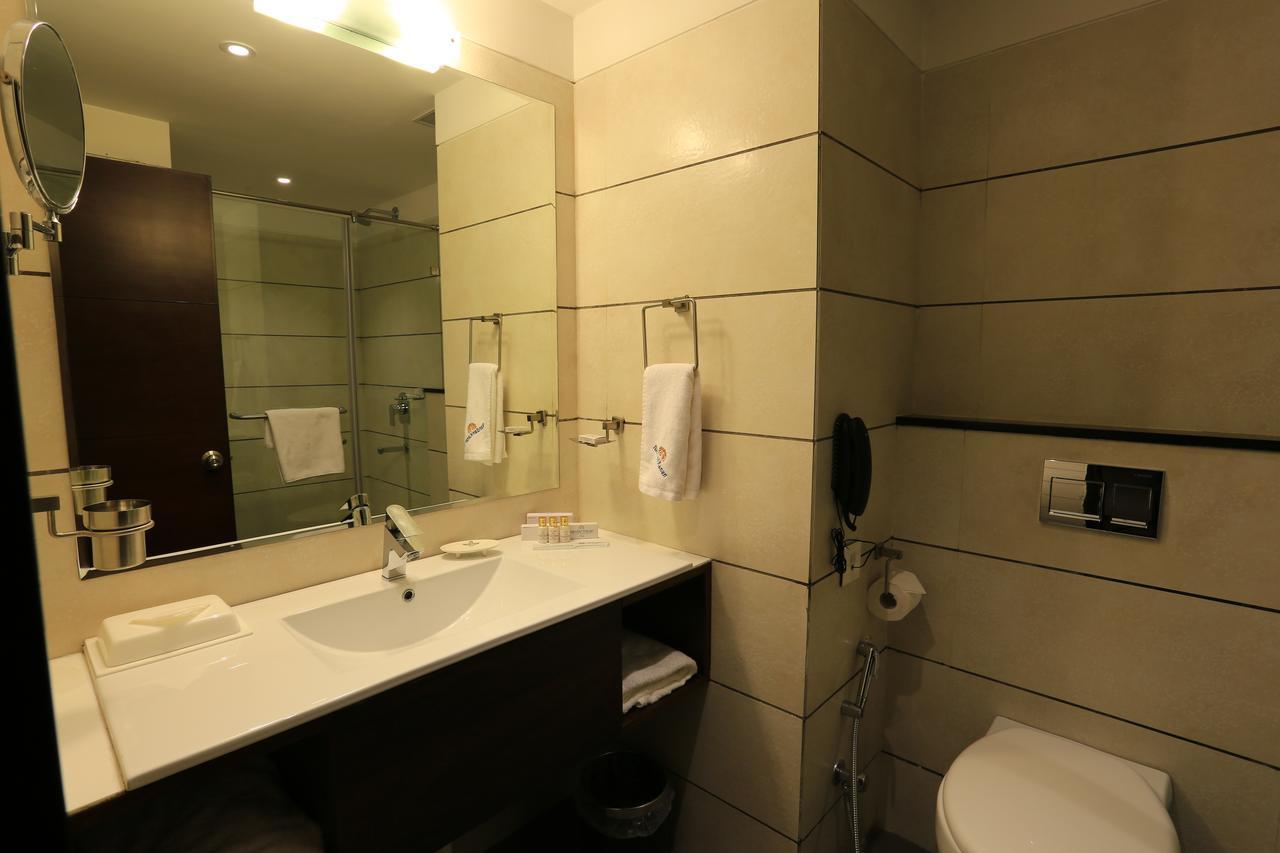 Nandan Kanan Hotel & Resort Sipra Экстерьер фото