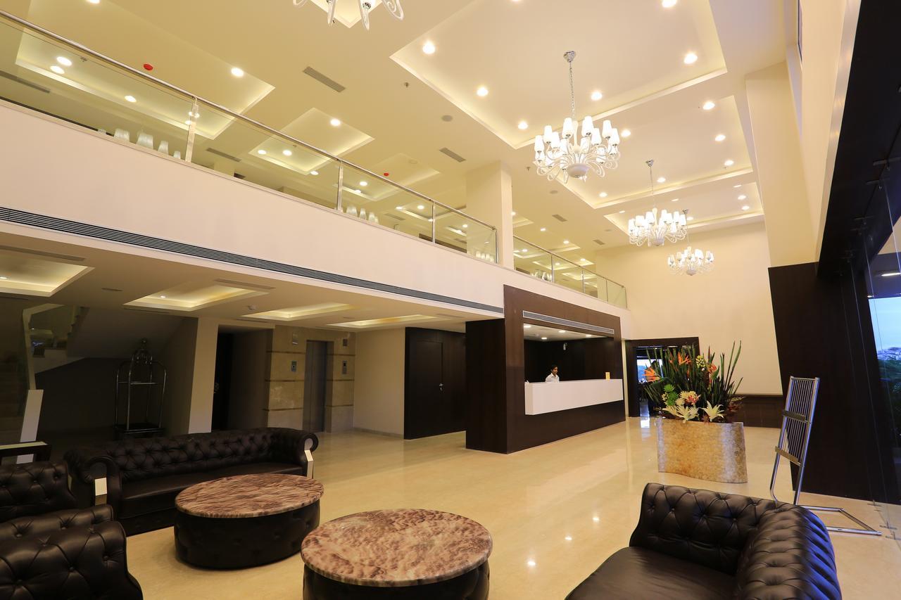 Nandan Kanan Hotel & Resort Sipra Экстерьер фото